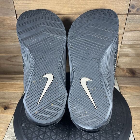 Nike Women’s Size 12 React Metcon Training Gym Shoes Black White BQ6044-010 - Picture 9 of 10